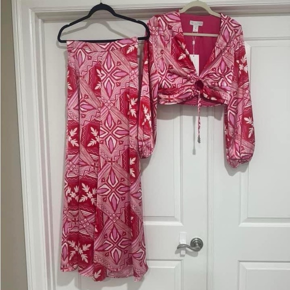 ❌SOLD❌Caroline Constas two piece set NWT size small. Wide leg. Barbie pink - Picture 2 of 4